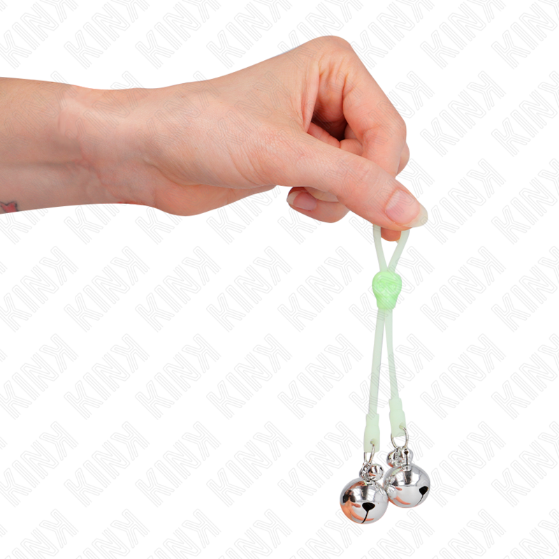 KINK – Leuchtende Totenkopf-Nippelklammern mit Ringglöckchen verstellbar grün/silber