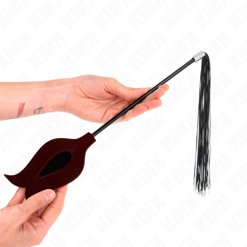 KINK – Rosenform-Quastenpeitsche aus Silikon 45 cm