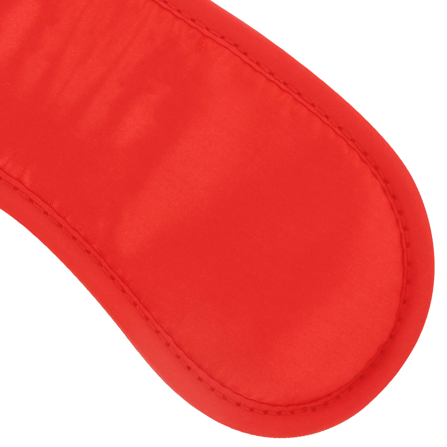 DARKNESS – Gerade rote Maske