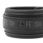 FETISH SUBMISSIVE - HALSKETTE UND HANDSCHELLEN AUS VEGANEM LEDER MIT NOPRENE-FUTTER